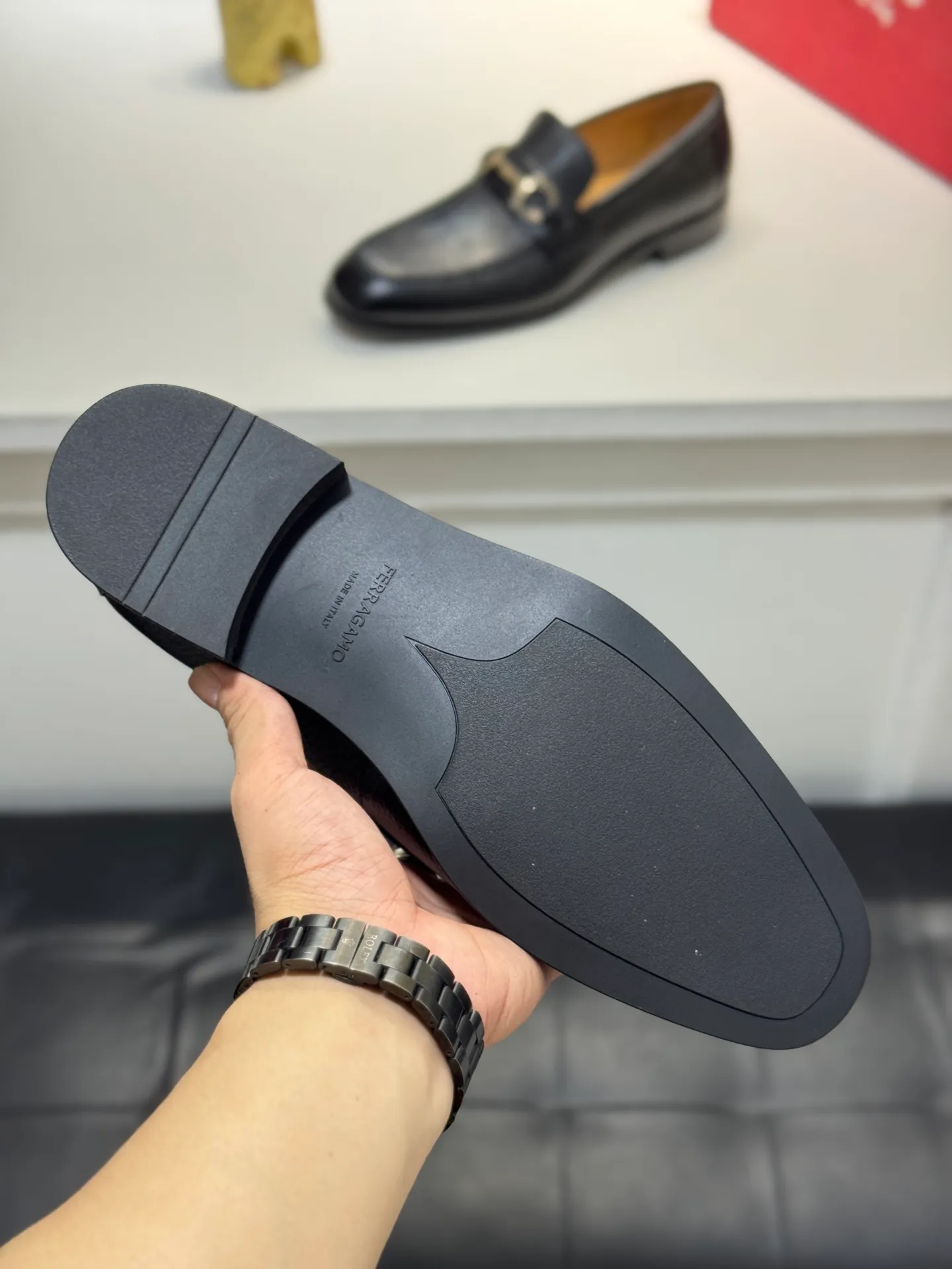 Men's shoes 💰460 Ferragamo [Ferragamo] top imported suit men's shoes 💯Original copy of the official website, product materials: selected imported embossed calfskin + luxury hardware buckle accessories ~ imported water-dyed cow 🐂 leather lining. Strong three-dimensional visual effect, original combination outsole, multiple colors available😘 Size: 39-44 (38.45.46.47 customized YS)